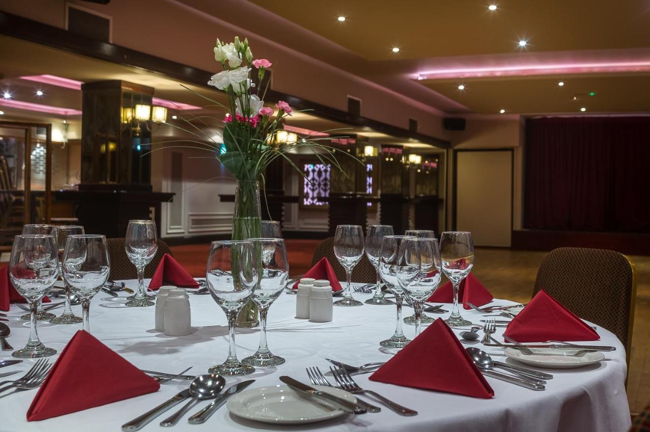 The Carraig Hotel Carrick-on-Suir Exterior photo